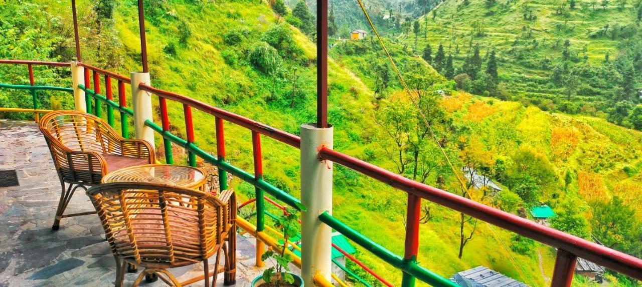 Airy Madhouse Hotel Mussoorie Buitenkant foto